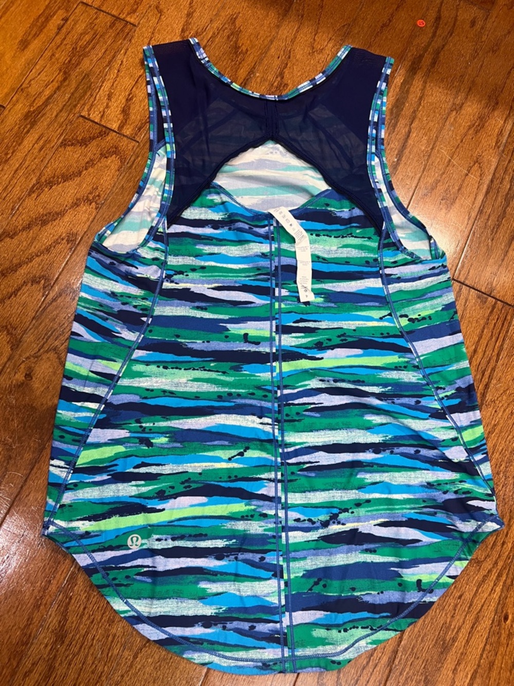 94. Lululemon sculpt tank size 4 green blue